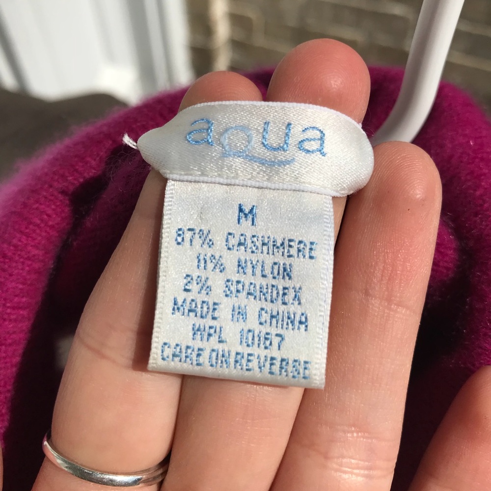 87% Cashmere sweater